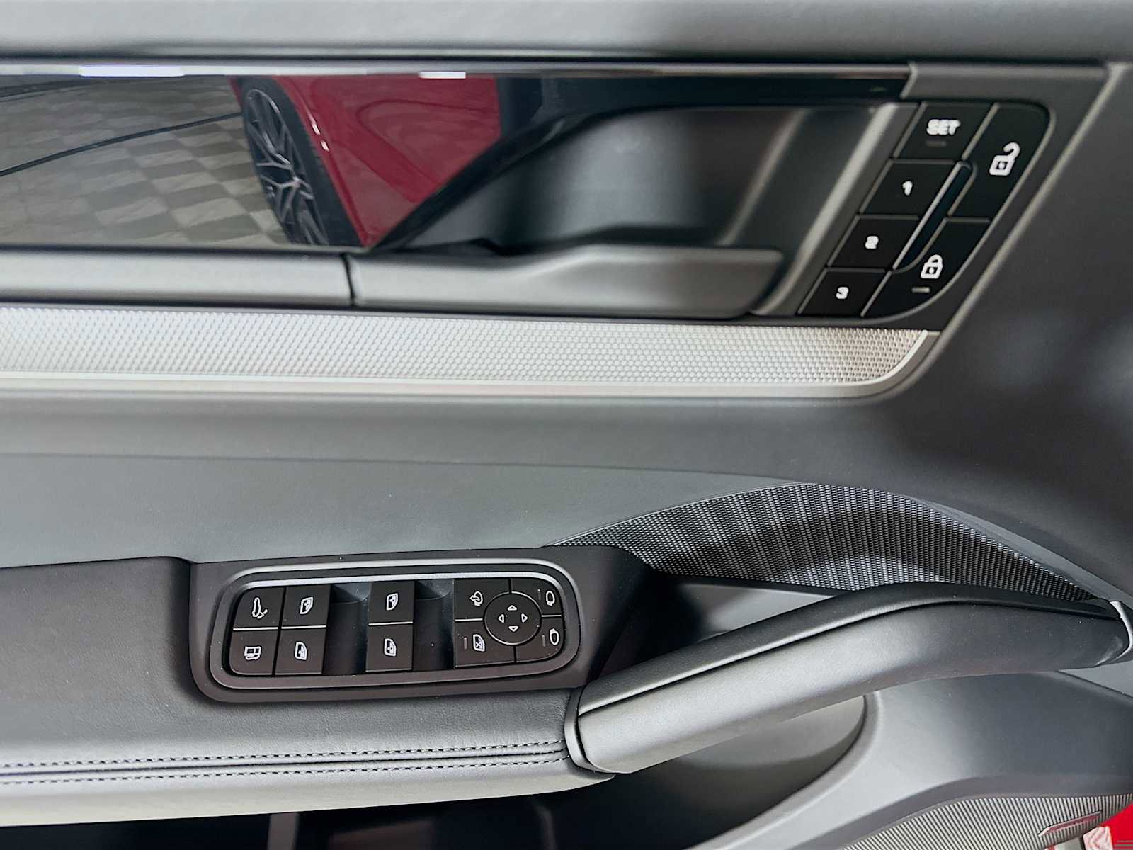 New 2026 Porsche Cayenne E-Hybrid image 11