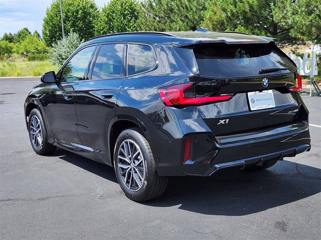 Used 2025 BMW X1 xDrive28i w/ Premium Package image 3