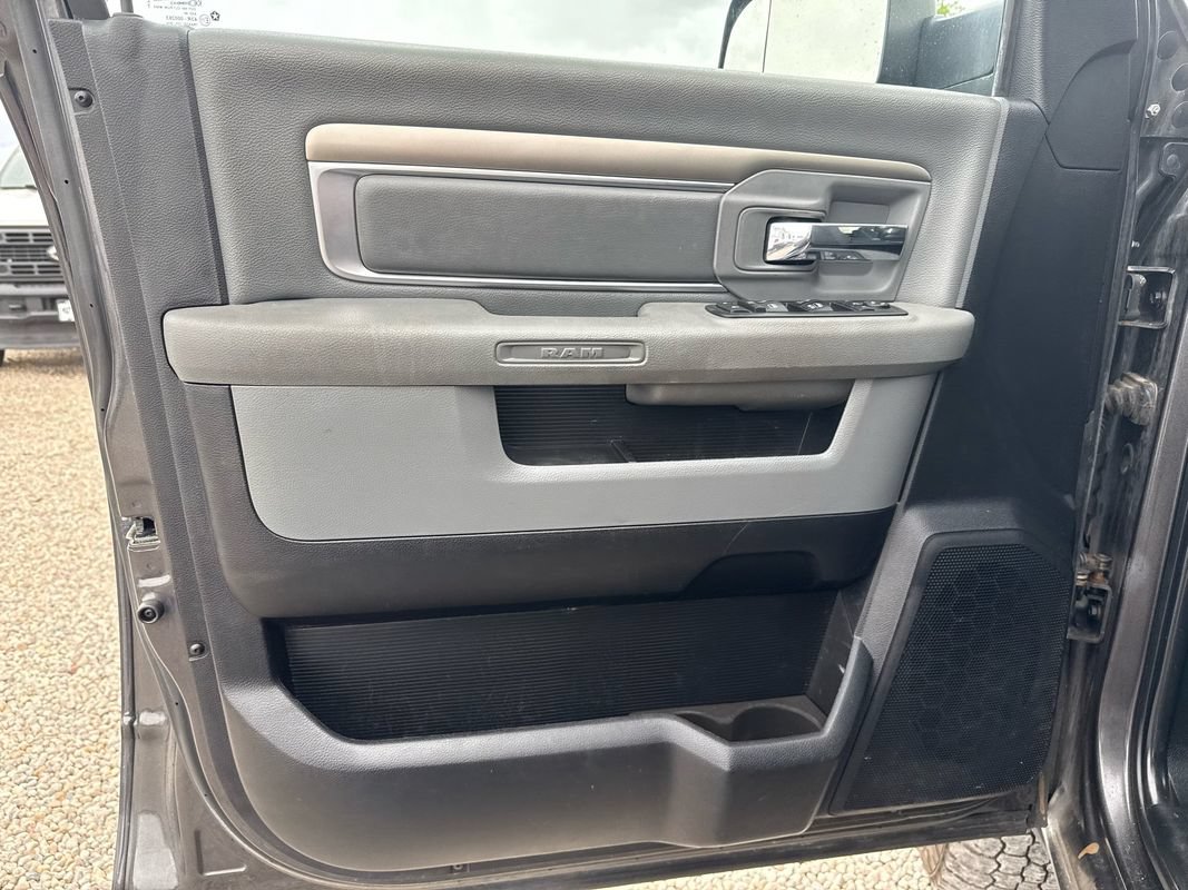 Used 2018 RAM 2500 Big Horn AWD/4WD image 29