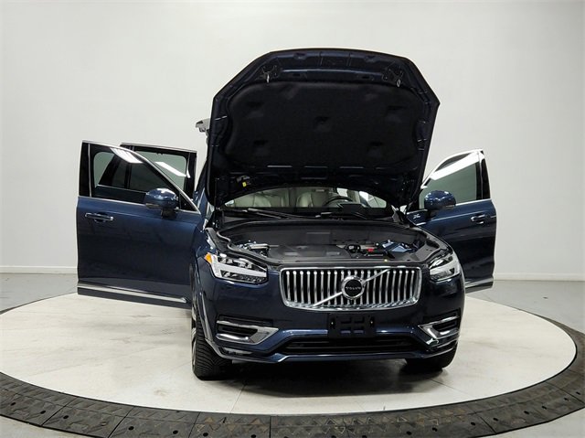 Used 2021 Volvo XC90 T6 Inscription w/ Advanced Package image 10