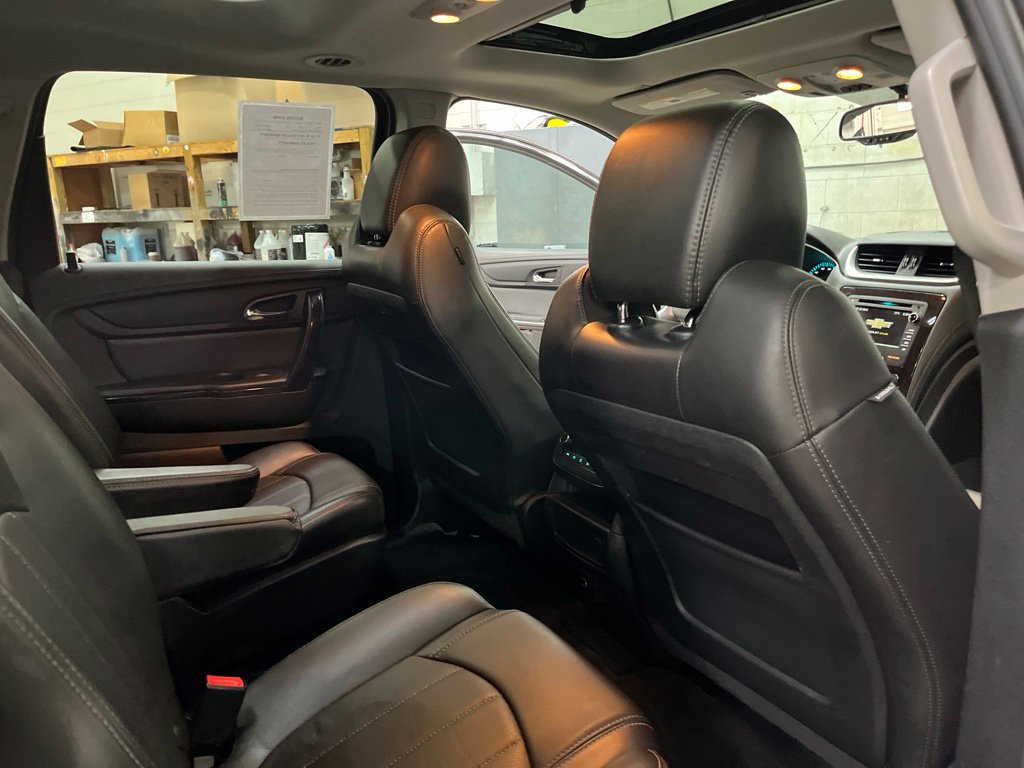 Used 2017 Chevrolet Traverse Premier AWD/4WD image 35