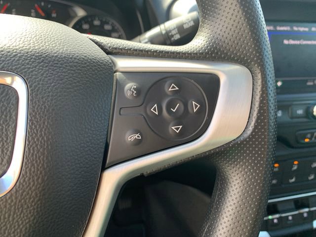 Used 2024 GMC Terrain SLE image 25