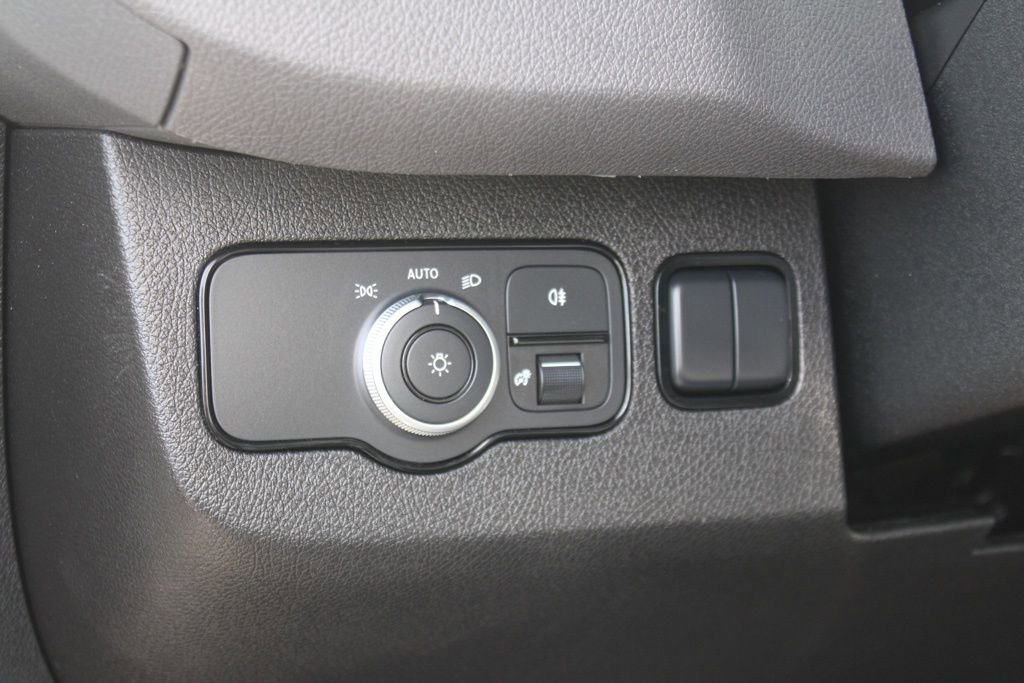Used 2023 Mercedes-Benz Sprinter 2500 image 23