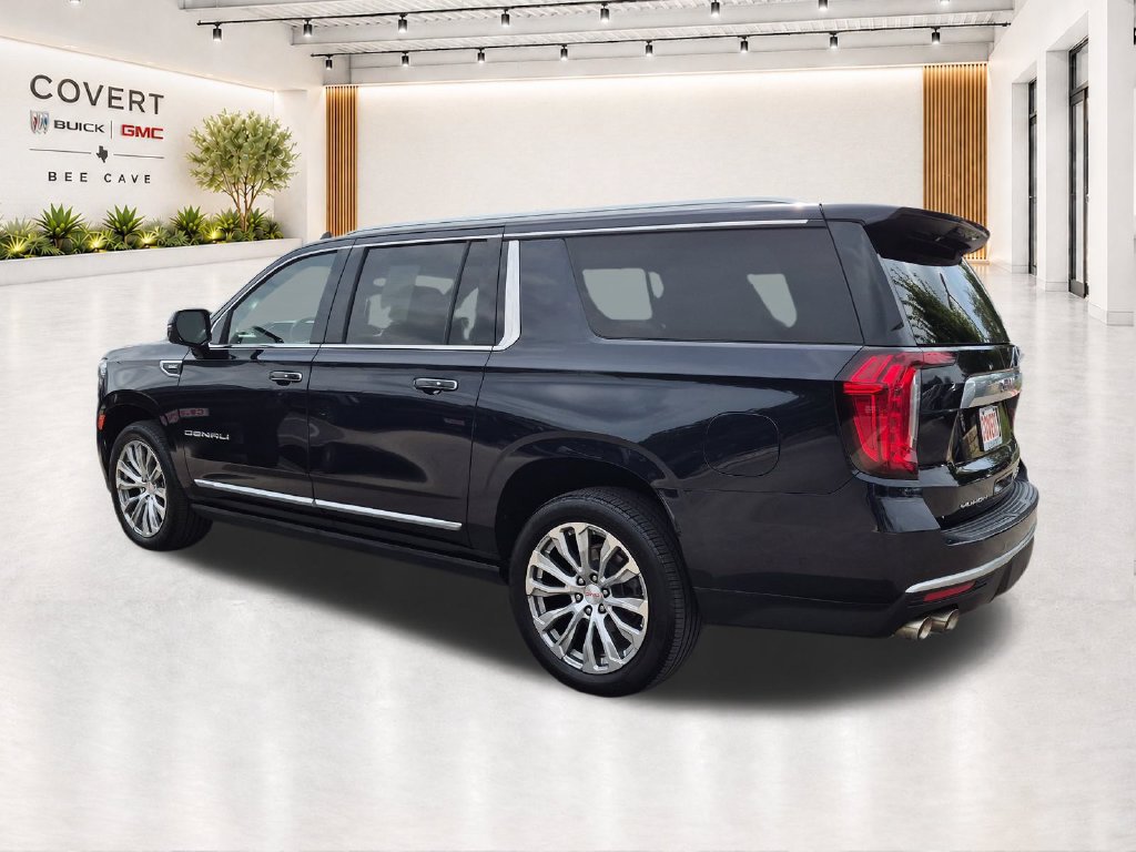 Used 2023 GMC Yukon XL Denali AWD/4WD image 10