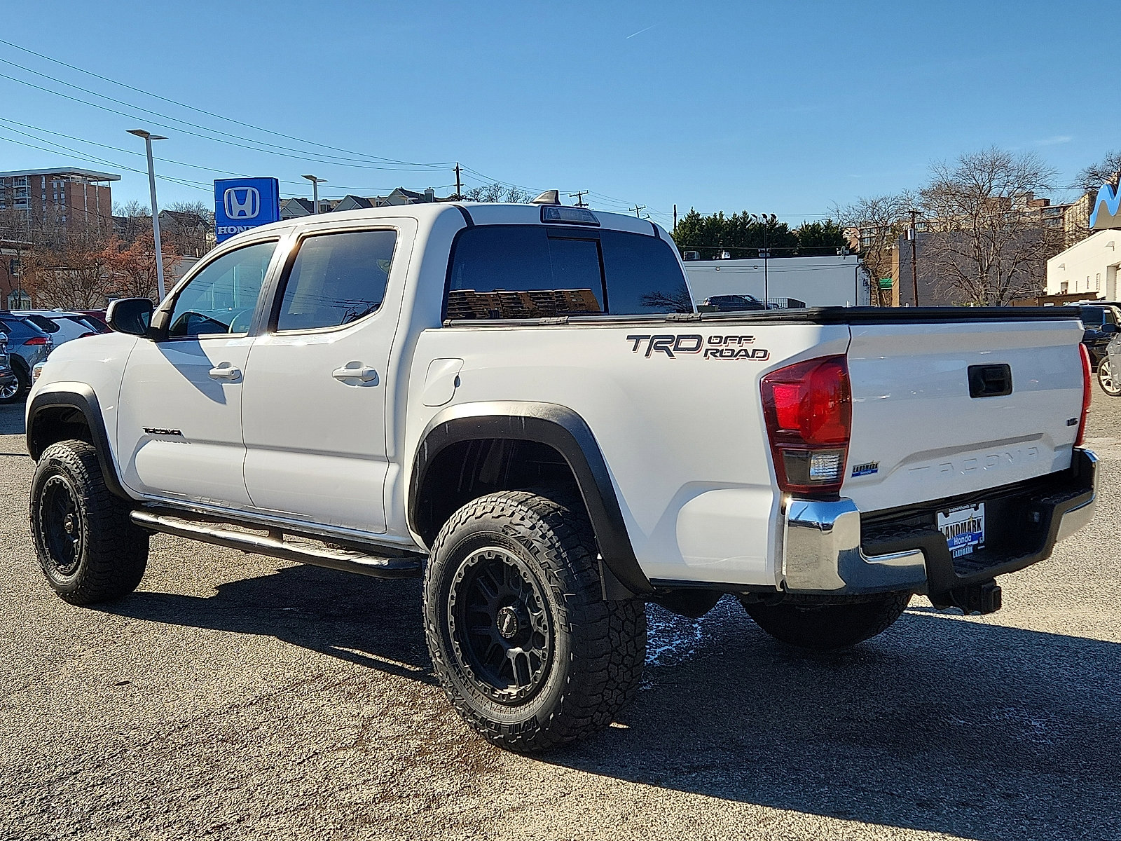 Used 2018 Toyota Tacoma 2WD Double Cab image 6