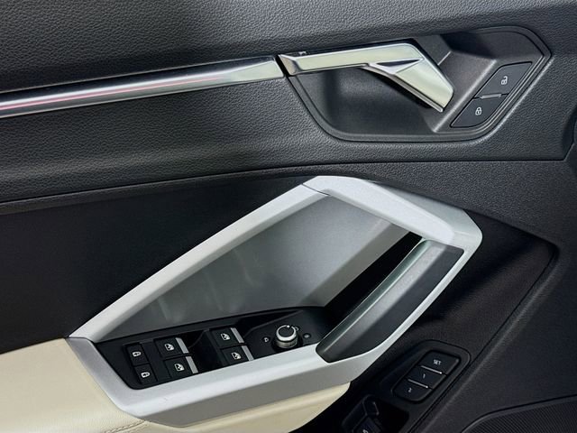 Used 2022 Audi Q3 2.0T Premium Plus image 19