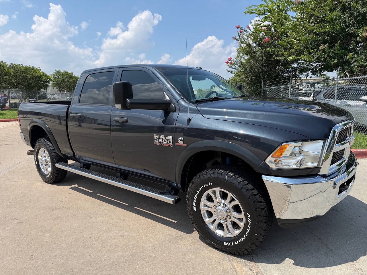Used 2018 RAM 2500 Tradesman w/ Chrome Appearance Group AWD/4WD image 33