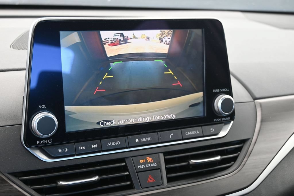Used 2025 Nissan Altima 2.5 SV FWD image 27