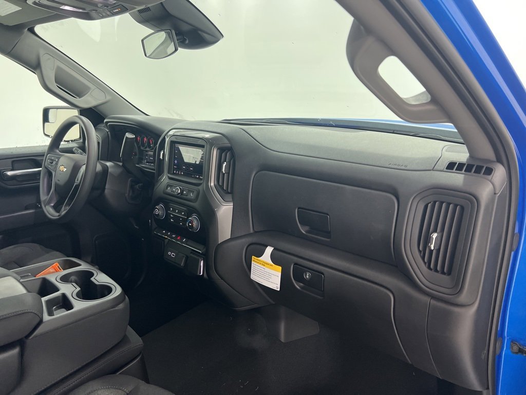 New 2026 Chevrolet Silverado 1500 Custom w/ Turbomax Blackout Package image 25