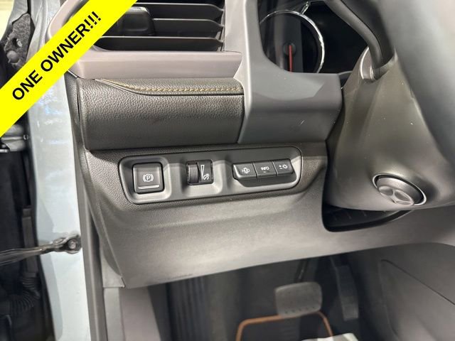Used 2023 GMC Acadia AT4 w/ Technology Package AWD/4WD image 16
