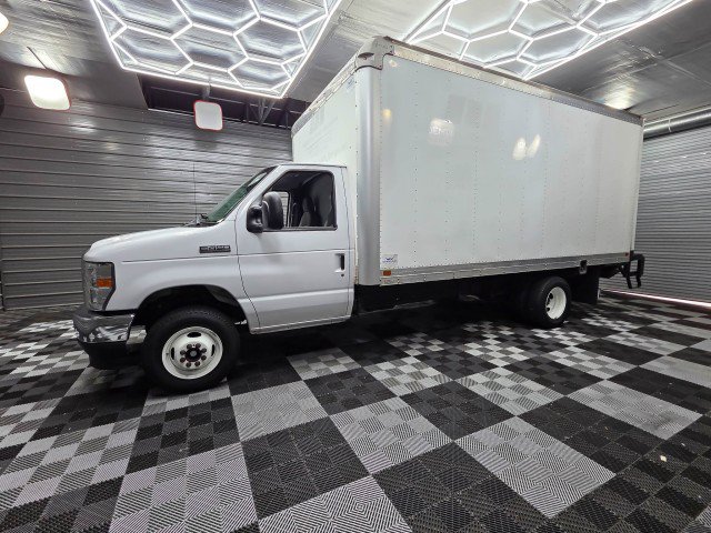 Used 2021 Ford E-450 and Econoline 450 Super Duty w/ Power Windows & Locks Group RWD image 8