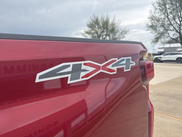 Used 2022 Chevrolet Silverado 2500 LTZ w/ LTZ Convenience Package image 11