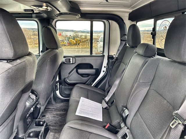 Used 2023 Jeep Gladiator Willys image 15