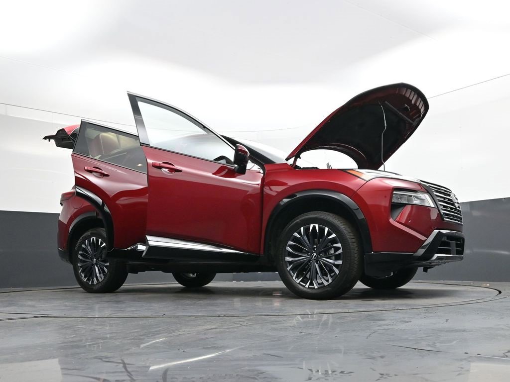 Used 2025 Nissan Rogue Platinum w/ Platinum Premium Package image 51