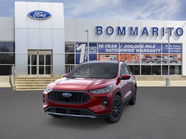 New 2025 Ford Escape SE image 2
