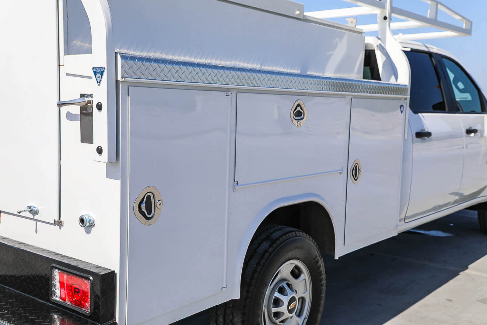 Used 2025 Chevrolet Silverado 2500 W/T w/ WT Convenience Package image 27