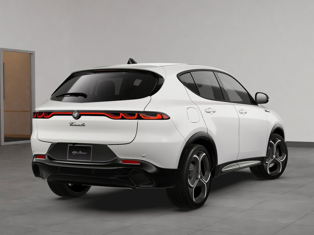 New 2026 Alfa Romeo Tonale image 3