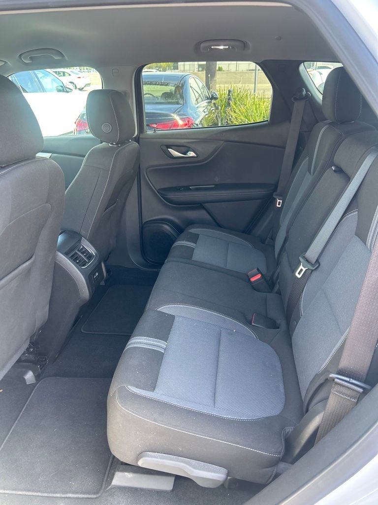 Used 2025 Chevrolet Blazer LT image 10