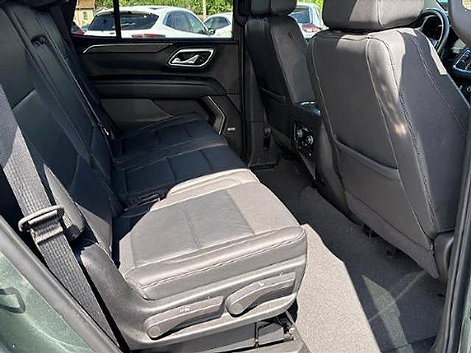 Used 2024 Chevrolet Tahoe LT AWD/4WD image 9