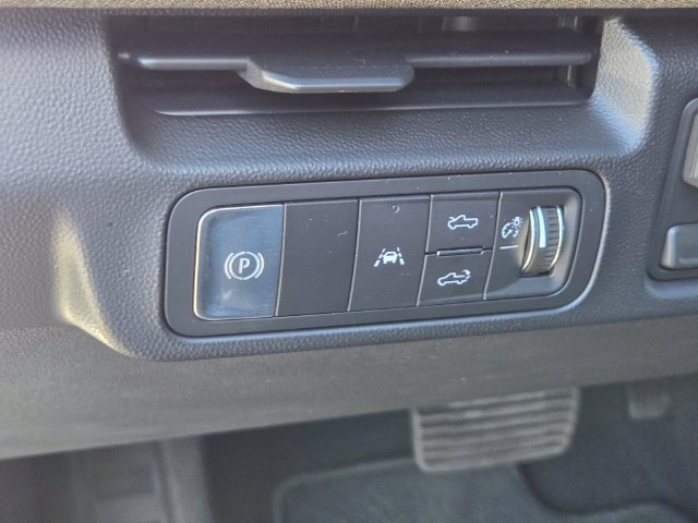 Used 2026 GMC Sierra EV Elevation AWD/4WD image 17