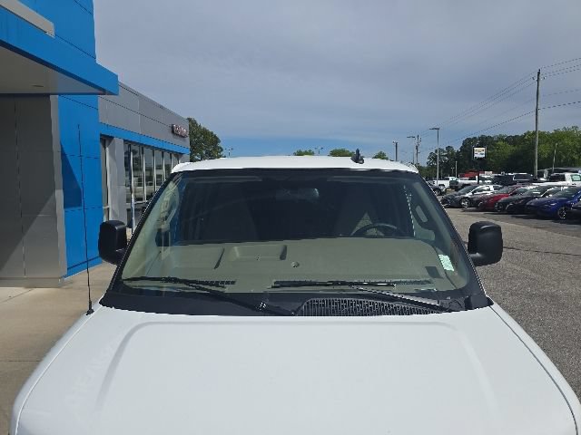 Used 2025 GMC Savana 3500 RWD image 40