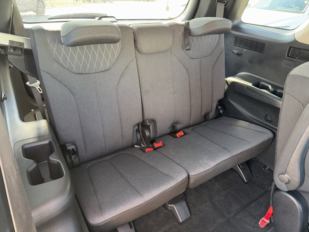 Used 2021 Hyundai Palisade SEL w/ Convenience Package image 17