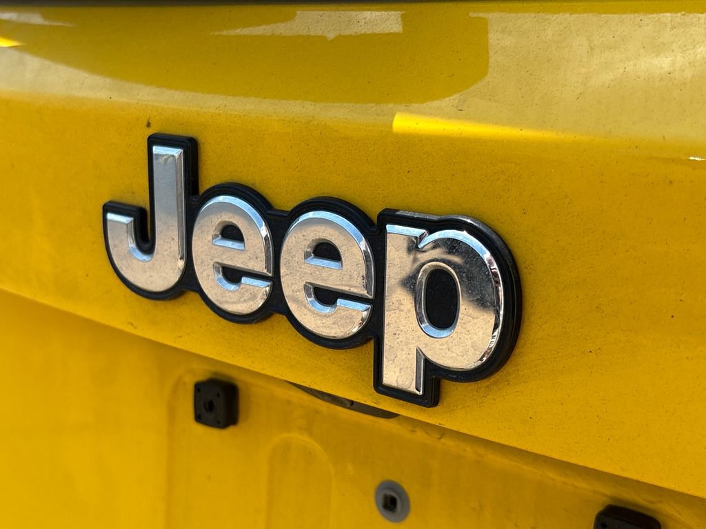 Used 2018 Jeep Renegade Latitude w/ Popular Equipment Group FWD image 32