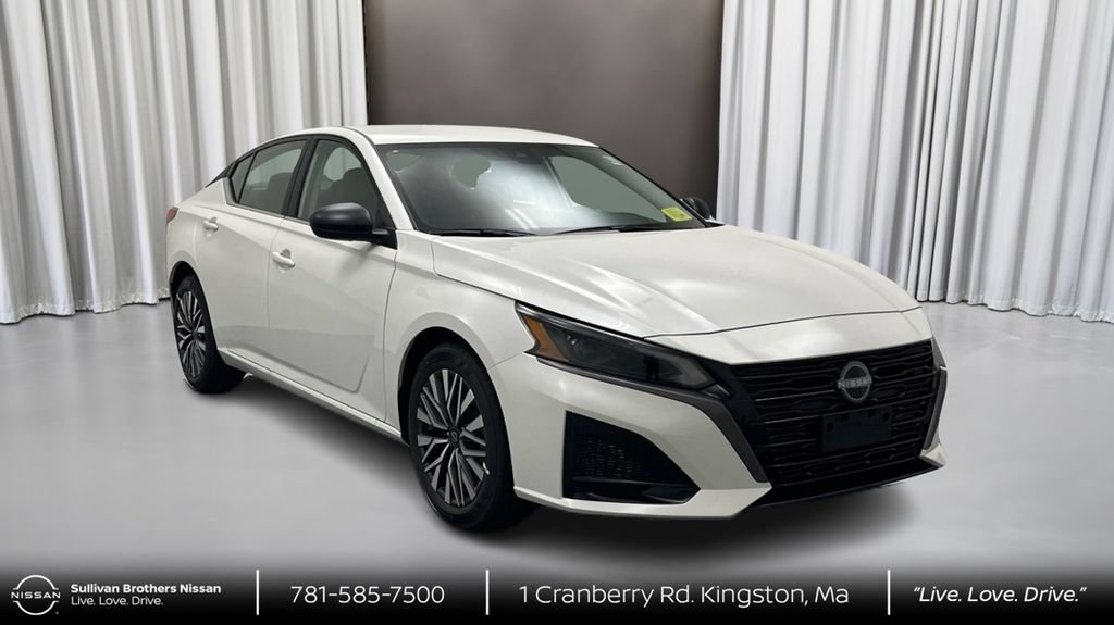 New 2026 Nissan Altima 2.5 SV FWD image 3