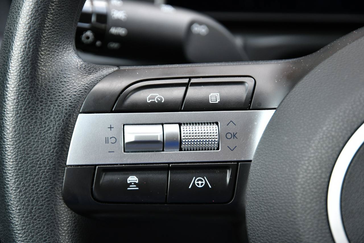 Used 2026 Hyundai Tucson SEL FWD image 11
