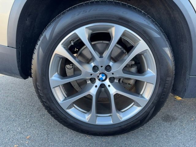 Used 2019 BMW X5 xDrive40i w/ Premium Package 2 image 32