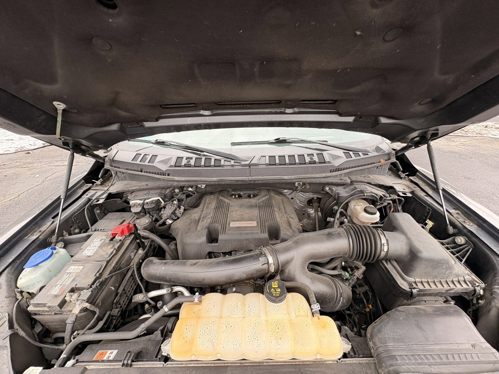 Used 2018 Ford F150 Raptor w/ Equipment Group 802A Luxury image 34