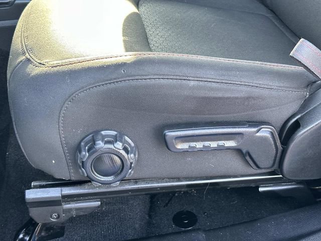 Certified 2022 Jeep Wrangler Rubicon w/ Cold Weather Group AWD/4WD image 19