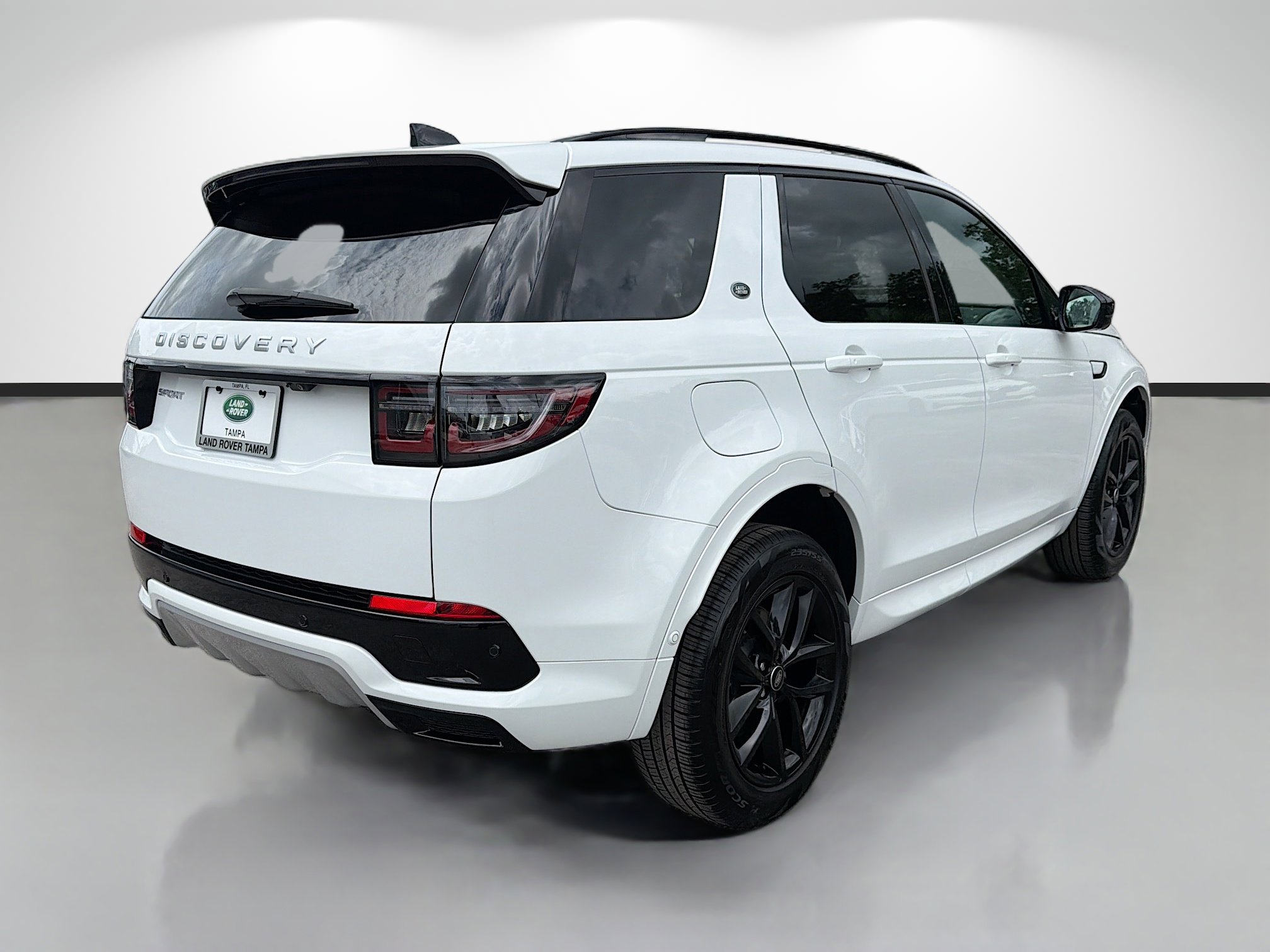 Used 2025 Land Rover Discovery Sport S AWD/4WD image 5