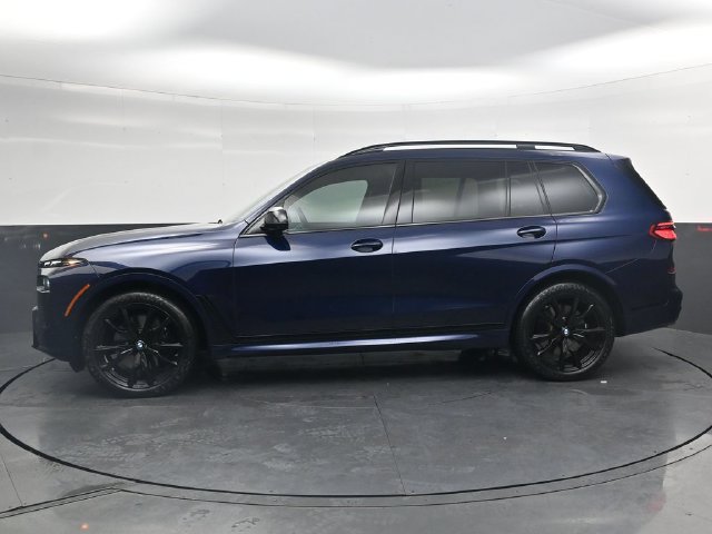 Certified 2025 BMW X7 M60i AWD/4WD image 9