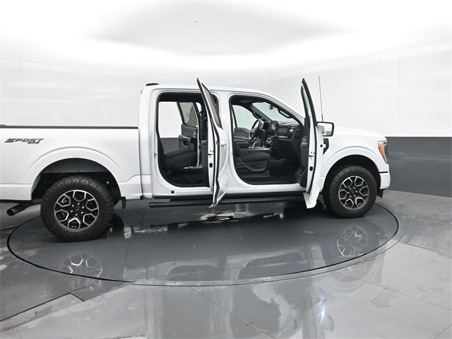 Used 2022 Ford F150 XLT w/ Equipment Group 302A High image 27