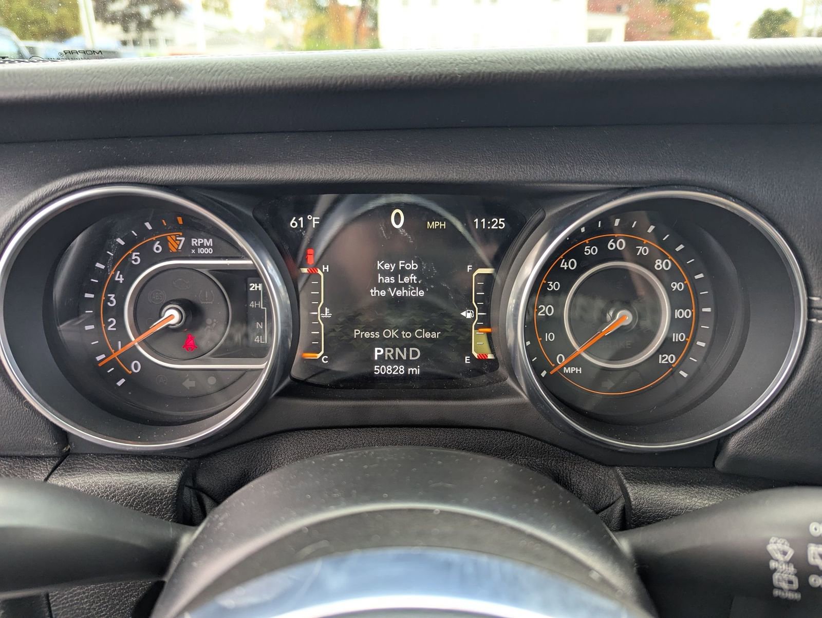 Used 2020 Jeep Wrangler Unlimited Sahara image 12