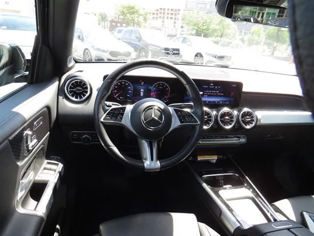 Certified 2024 Mercedes-Benz GLB 250 4MATIC image 9