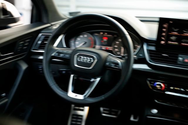 Certified 2024 Audi SQ5 Premium AWD/4WD image 26