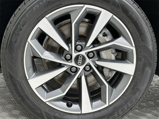 Used 2023 Audi Q5 2.0T Premium Plus w/ Premium Plus Package image 10