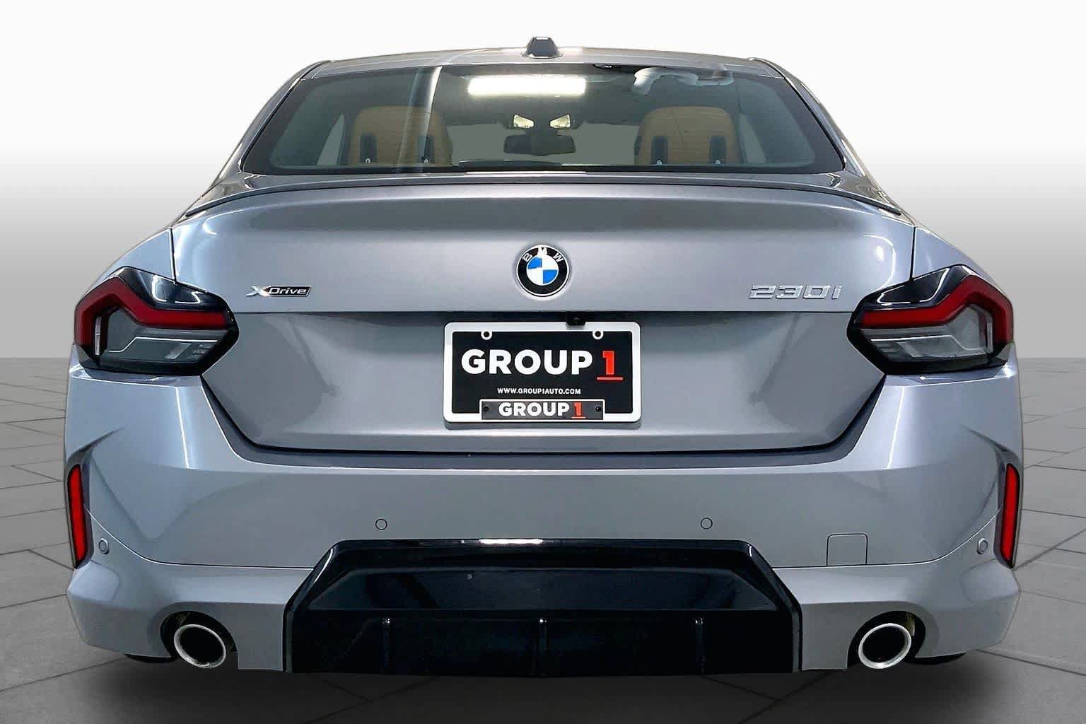 Used 2025 BMW 230i xDrive Coupe w/ M Sport Package AWD/4WD image 4