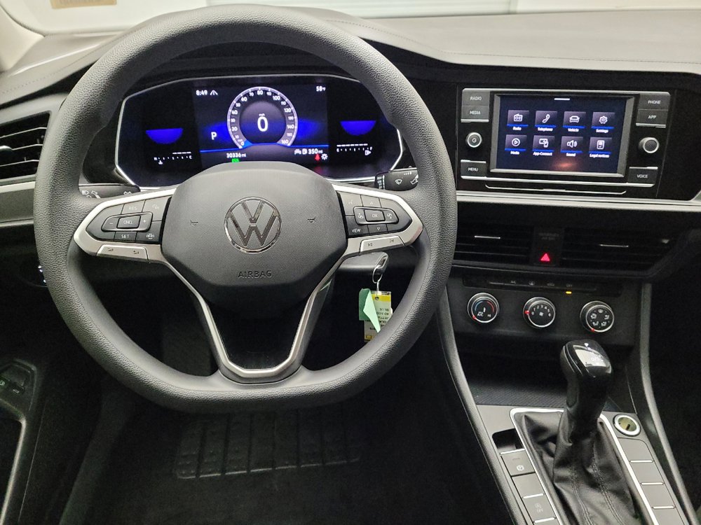 Used 2022 Volkswagen Jetta S FWD image 22