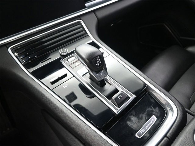 Used 2018 Porsche Panamera 4S image 31
