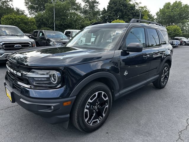 Certified 2023 Ford Bronco Sport Outer Banks w/ Tech Package AWD/4WD image 9