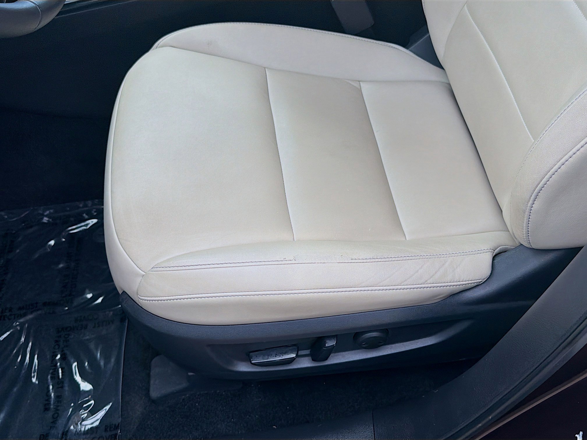 Used 2020 INFINITI QX50 Luxe w/ Navigation Package FWD image 17