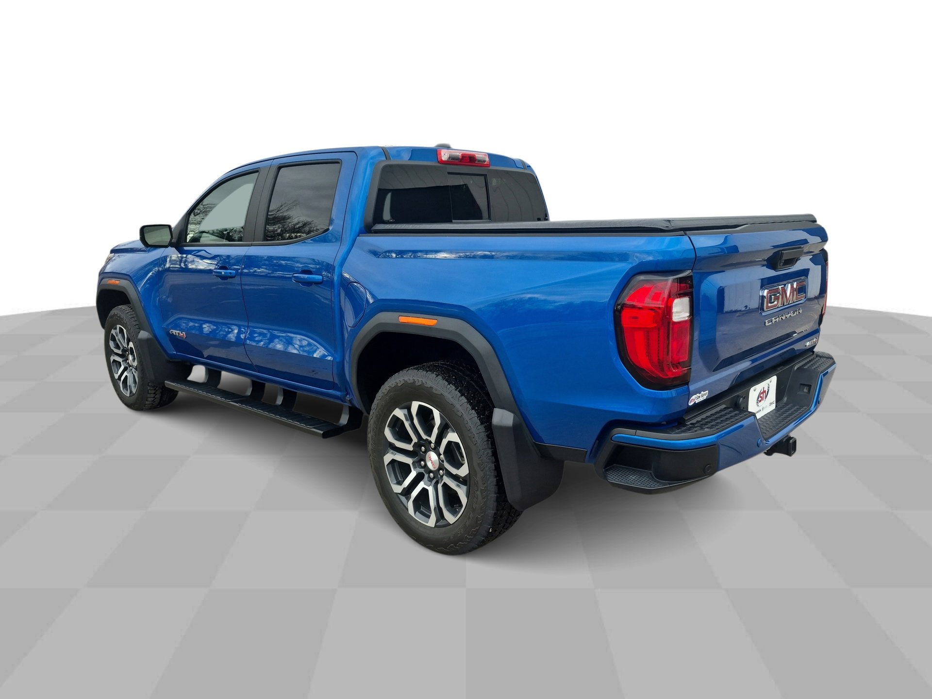 Used 2023 GMC Canyon AT4 w/ AT4 Premium Package image 7