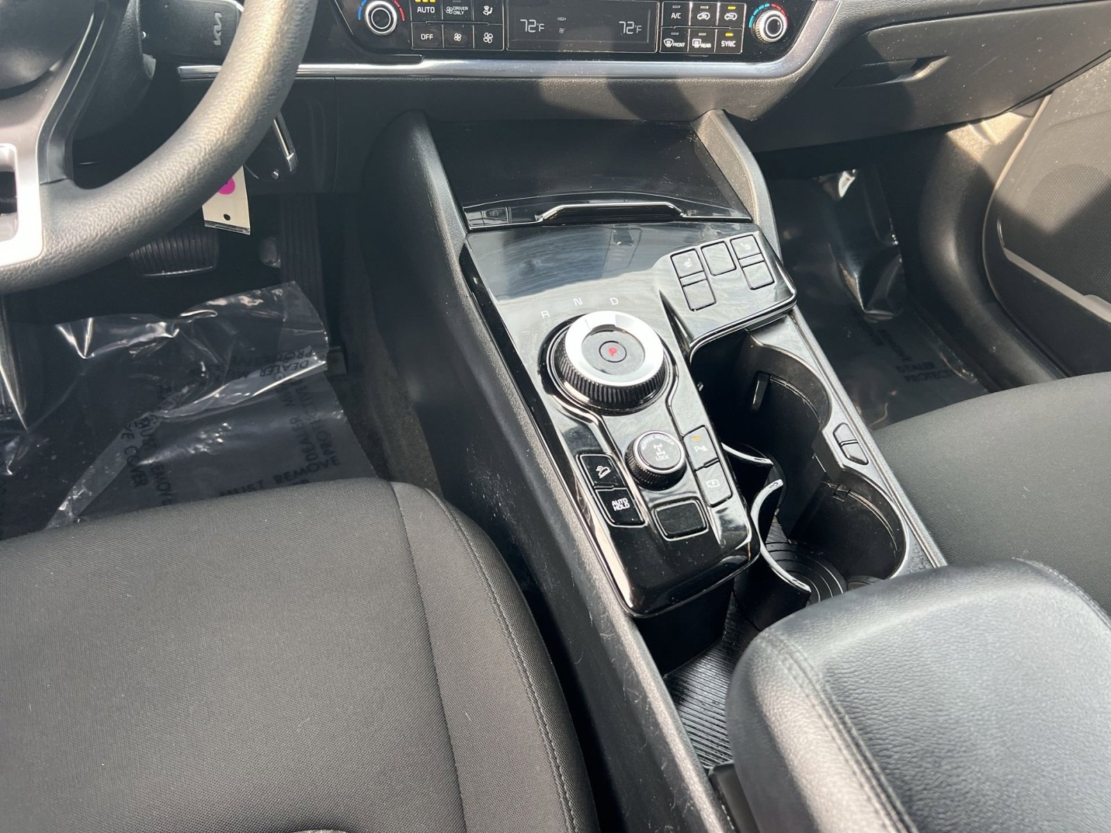 Used 2023 Kia Sportage LX image 21