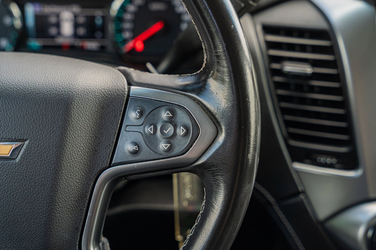 Used 2018 Chevrolet Tahoe LS w/ Max Trailering Package image 31