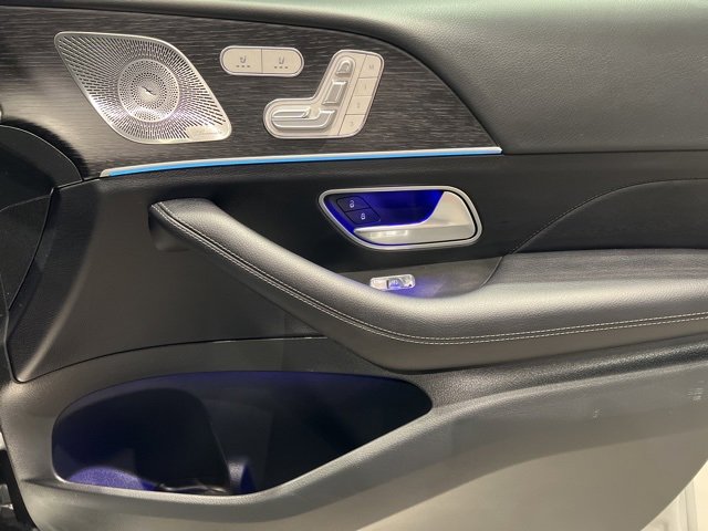 Used 2025 Mercedes-Benz GLE 450e 4MATIC w/ AMG Line Exterior image 52