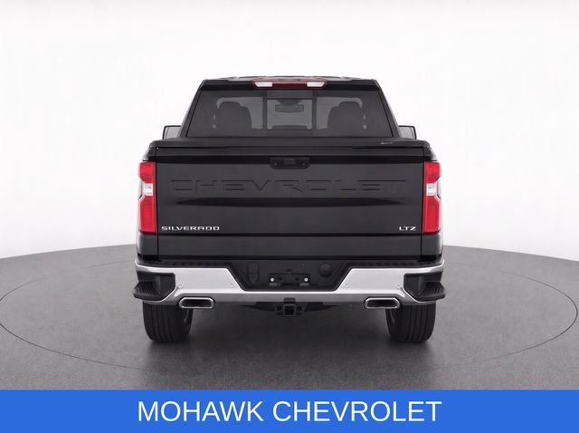 Used 2022 Chevrolet Silverado 1500 LTZ w/ LTZ Convenience Package II AWD/4WD image 8