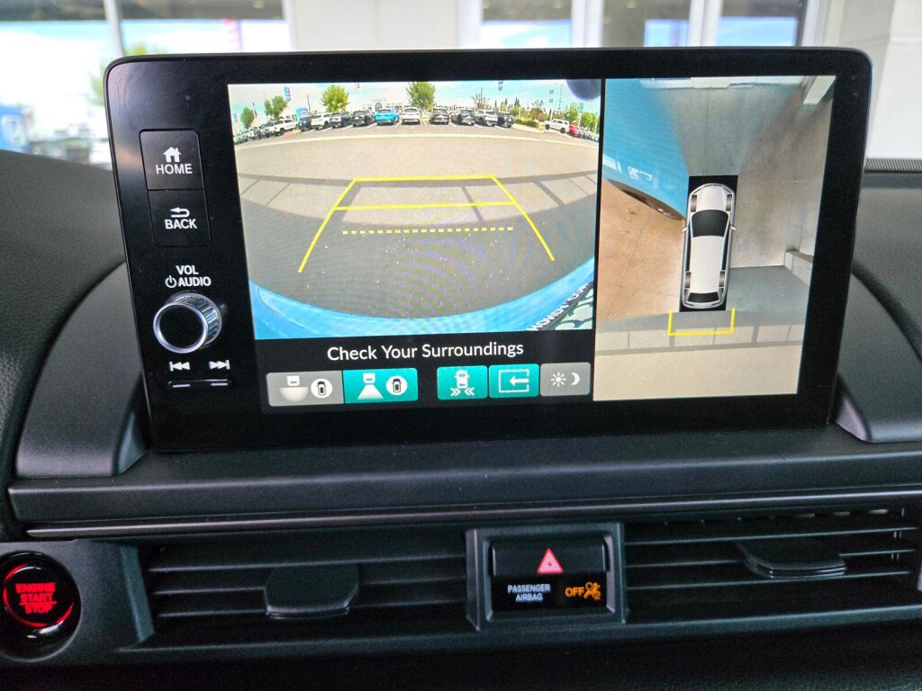 Certified 2023 Honda Pilot TrailSport image 13